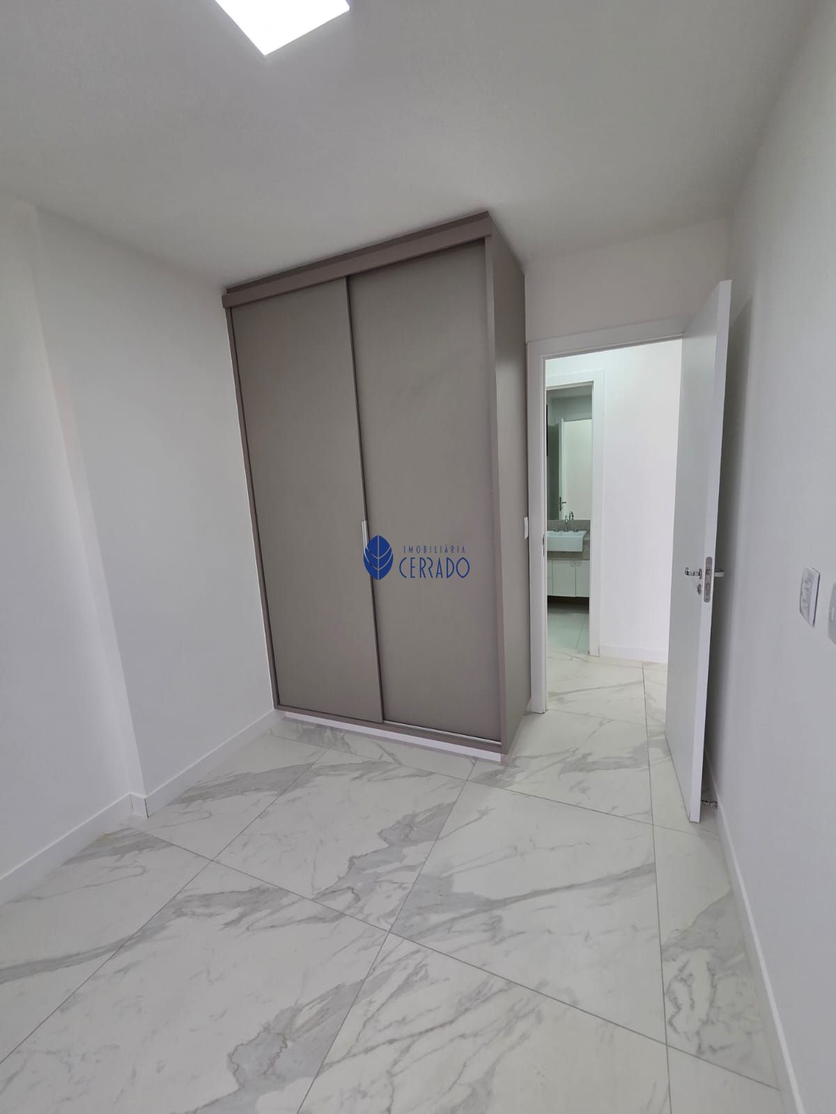 Apartamento para alugar com 2 quartos, 64m² - Foto 20