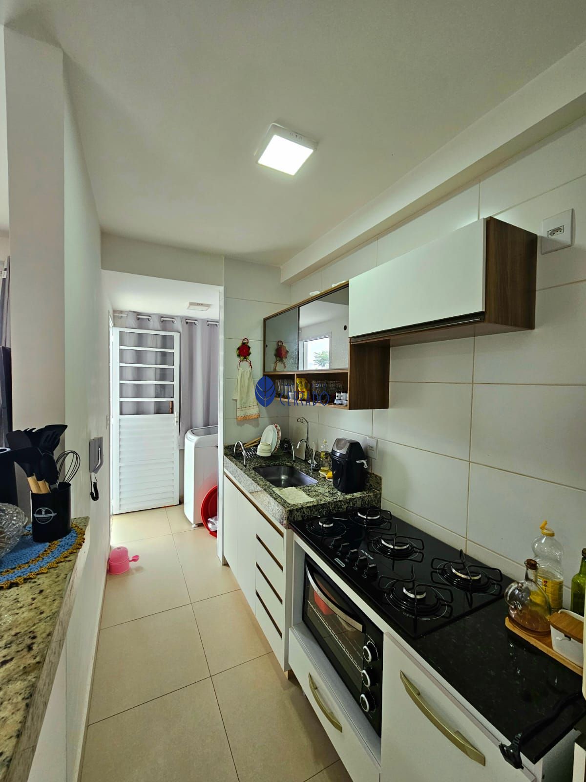 Apartamento com 2 Dormitórios à venda, 55 m² por R$ 255.000,00 Apartamento com 2 Dormitórios à venda, 55 m² por R$ 255.000,00