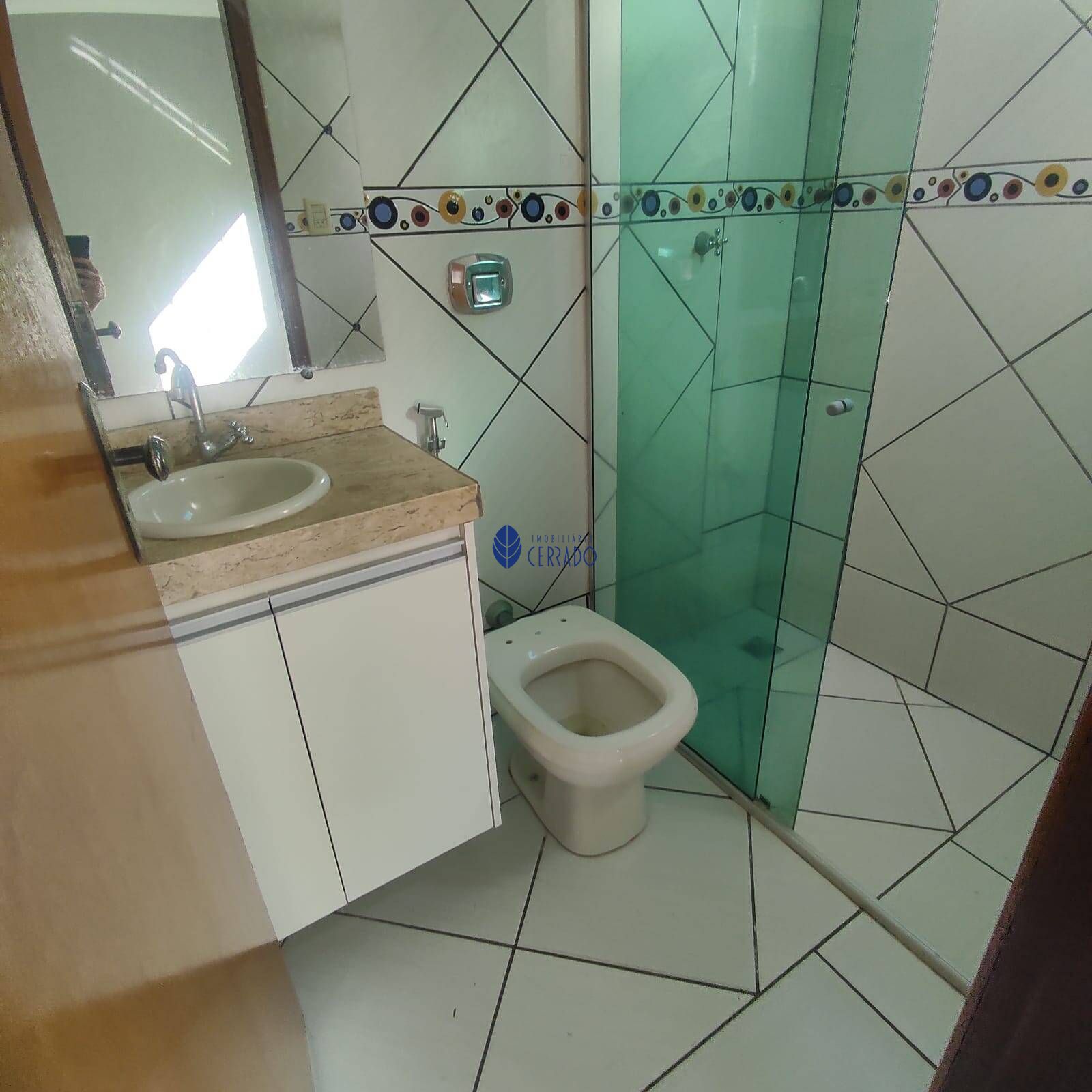 Casa para alugar com 3 quartos, 120m² - Foto 10