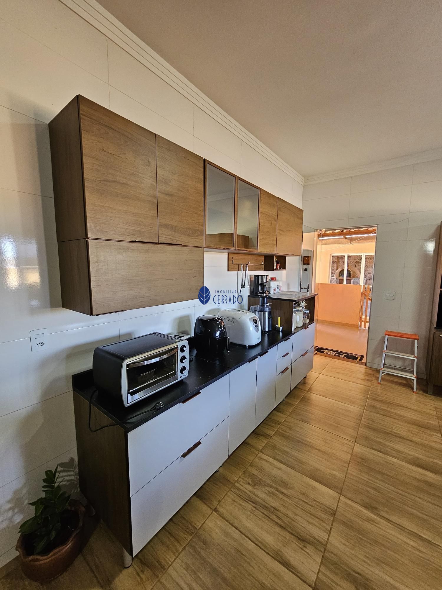 Chácara à venda com 4 quartos, 304m² - Foto 9