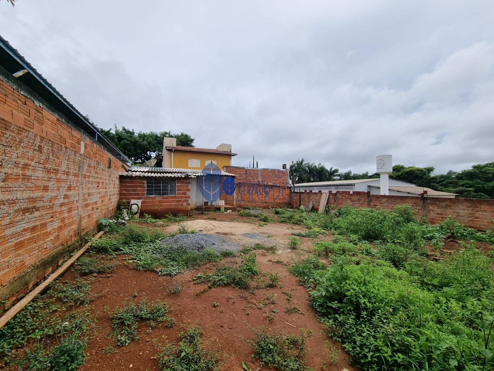Lote/Terreno de 450m² no bairro Anexo Maracananzinho, em Anápolis | Eu Corretor