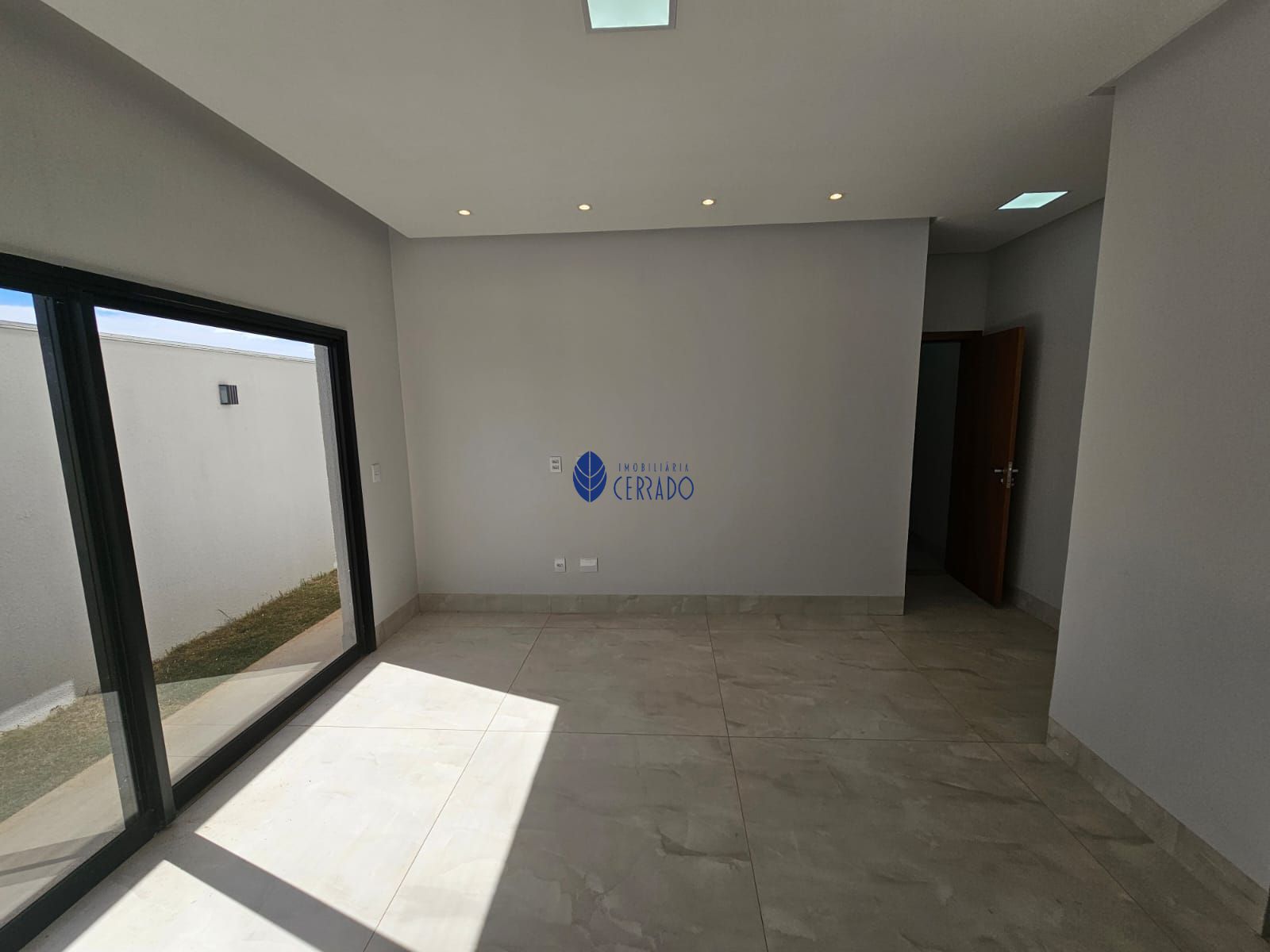 Casa em condomínio com 4 Dormitórios à venda, 312 m² por R$ 2.400.000,00