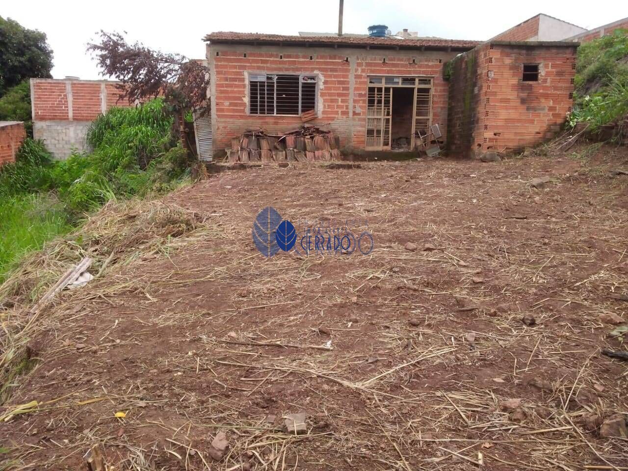 Lote/Terreno de 300m² no bairro Anexo Itamaraty, em Anápolis | Eu Corretor