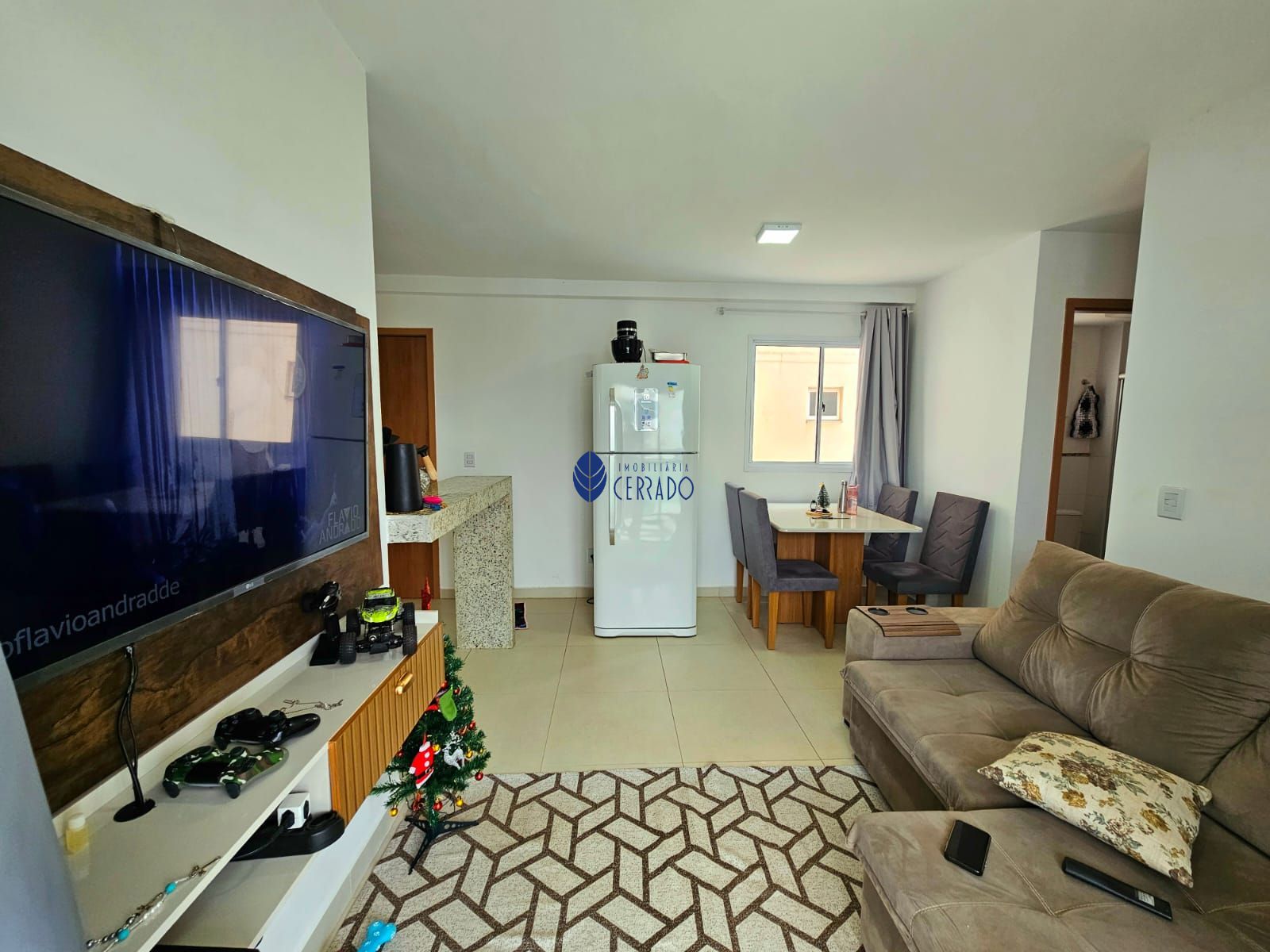 Apartamento com 2 Dormitórios à venda, 55 m² por R$ 255.000,00 Apartamento com 2 Dormitórios à venda, 55 m² por R$ 255.000,00