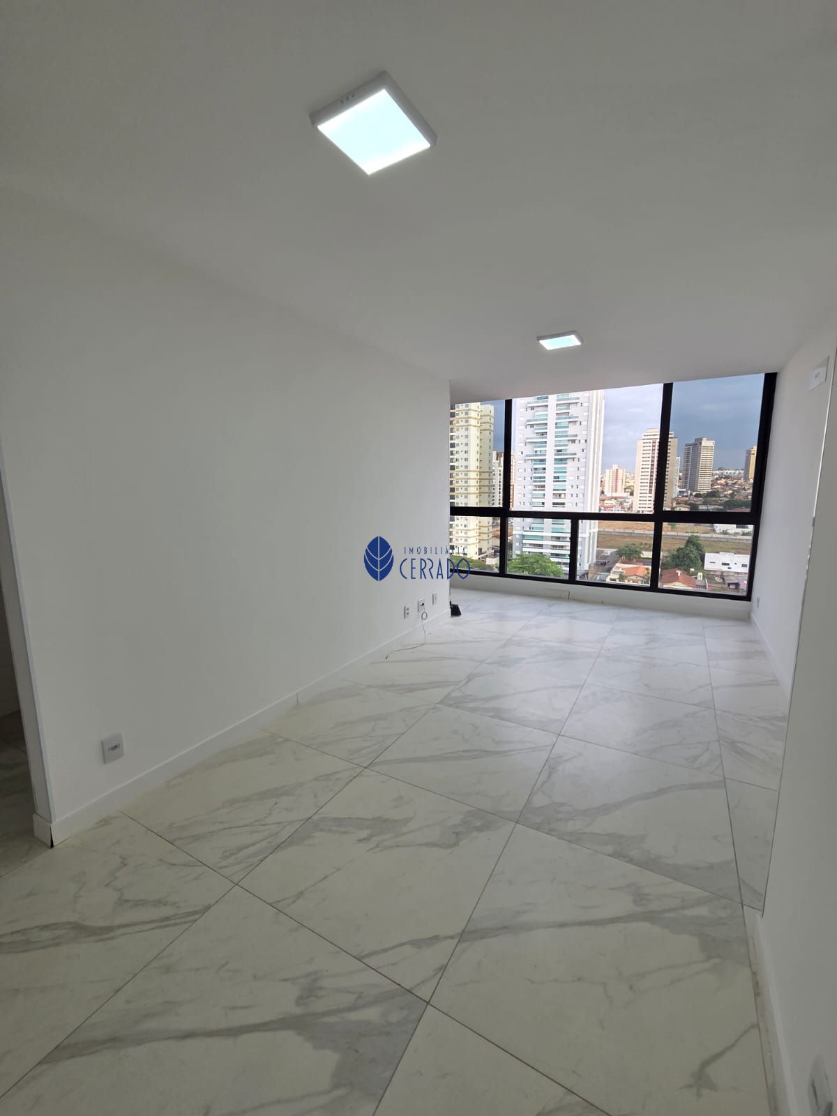 Apartamento para alugar com 2 quartos, 64m² - Foto 5
