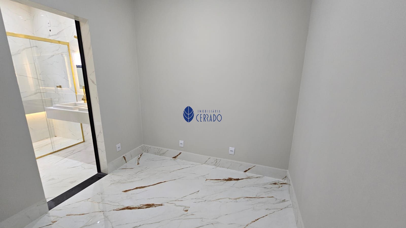 Casa à venda com 3 quartos, 202m² - Foto 14