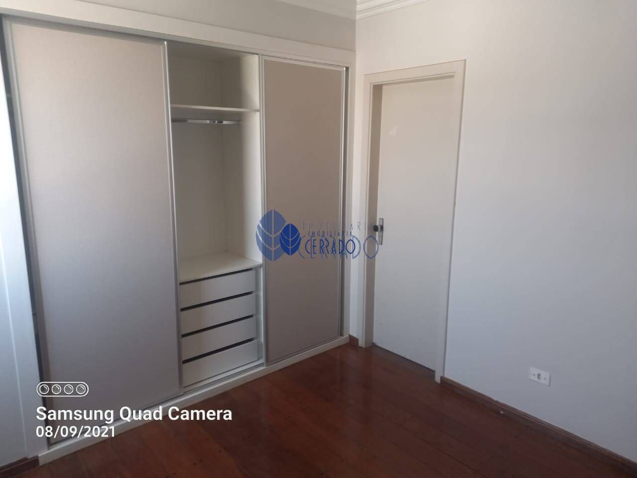 Apartamento à venda com 3 quartos, 110m² - Foto 12