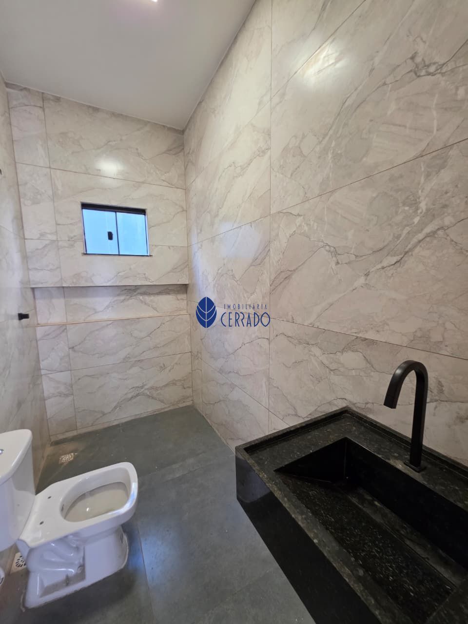 Casa à venda no jardim itália – com churrasqueira anápolis