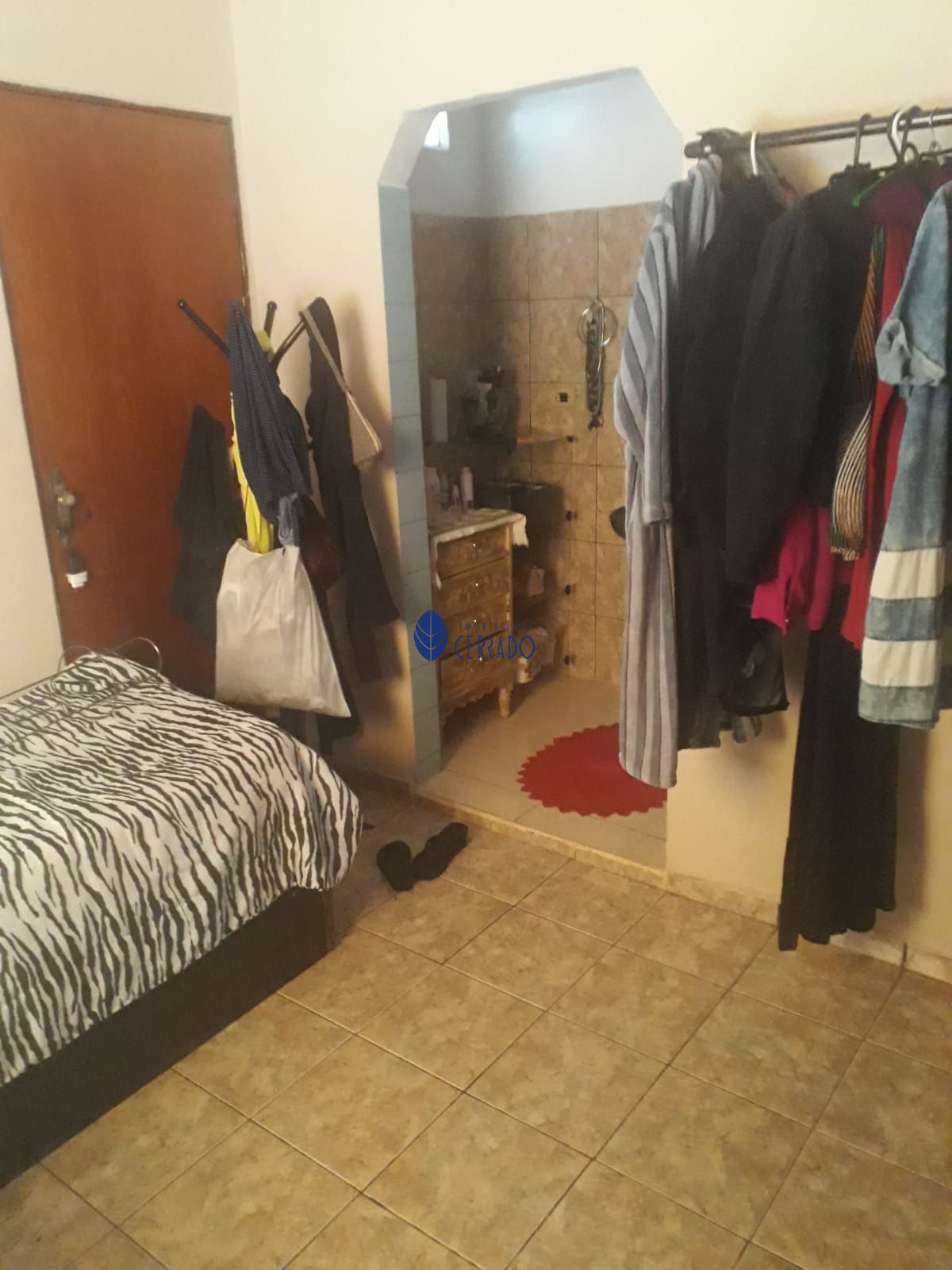 img42363097