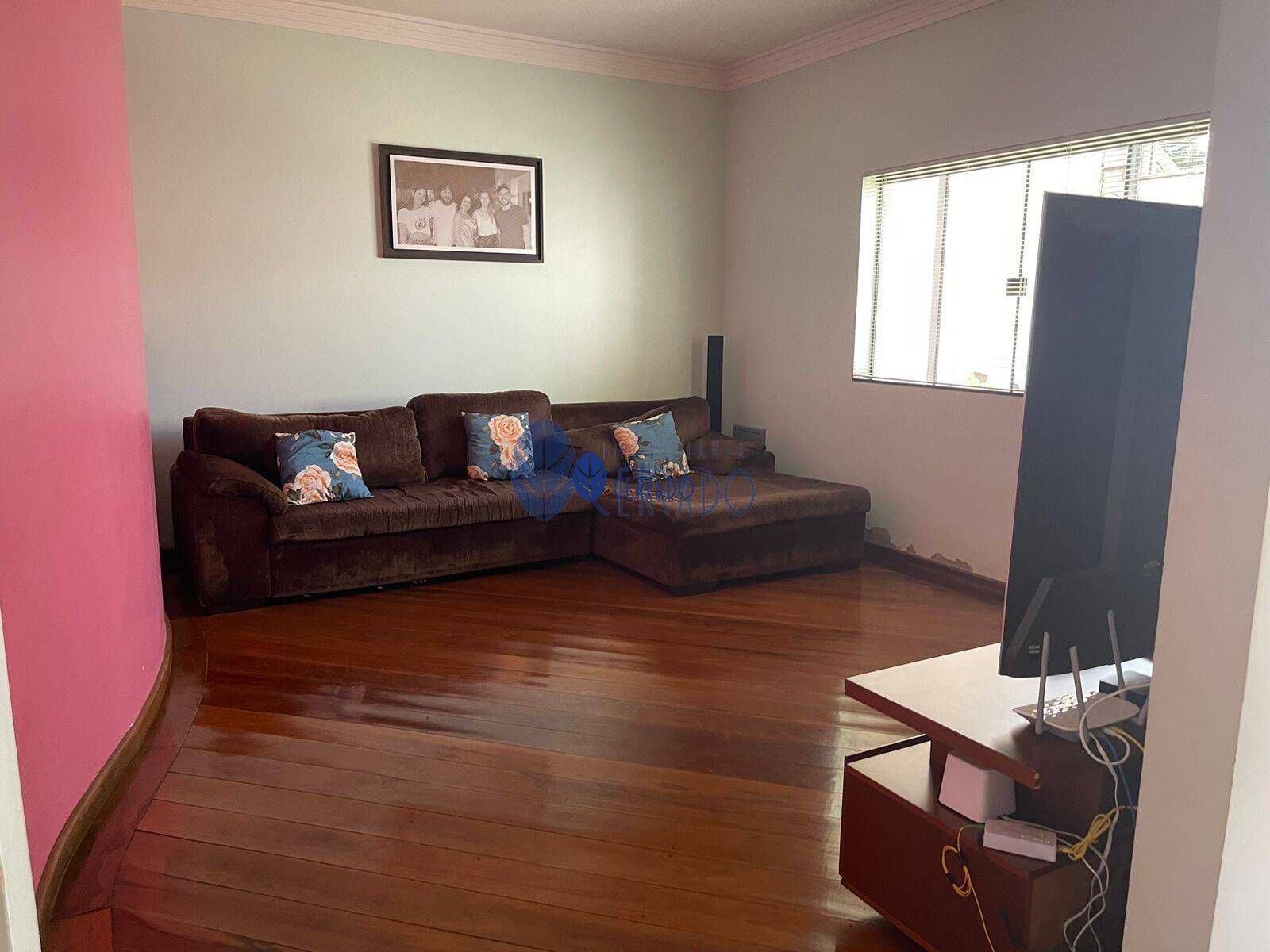Sobrado com 3 Dormitórios à venda, 340 m² por R$ 950.000,00