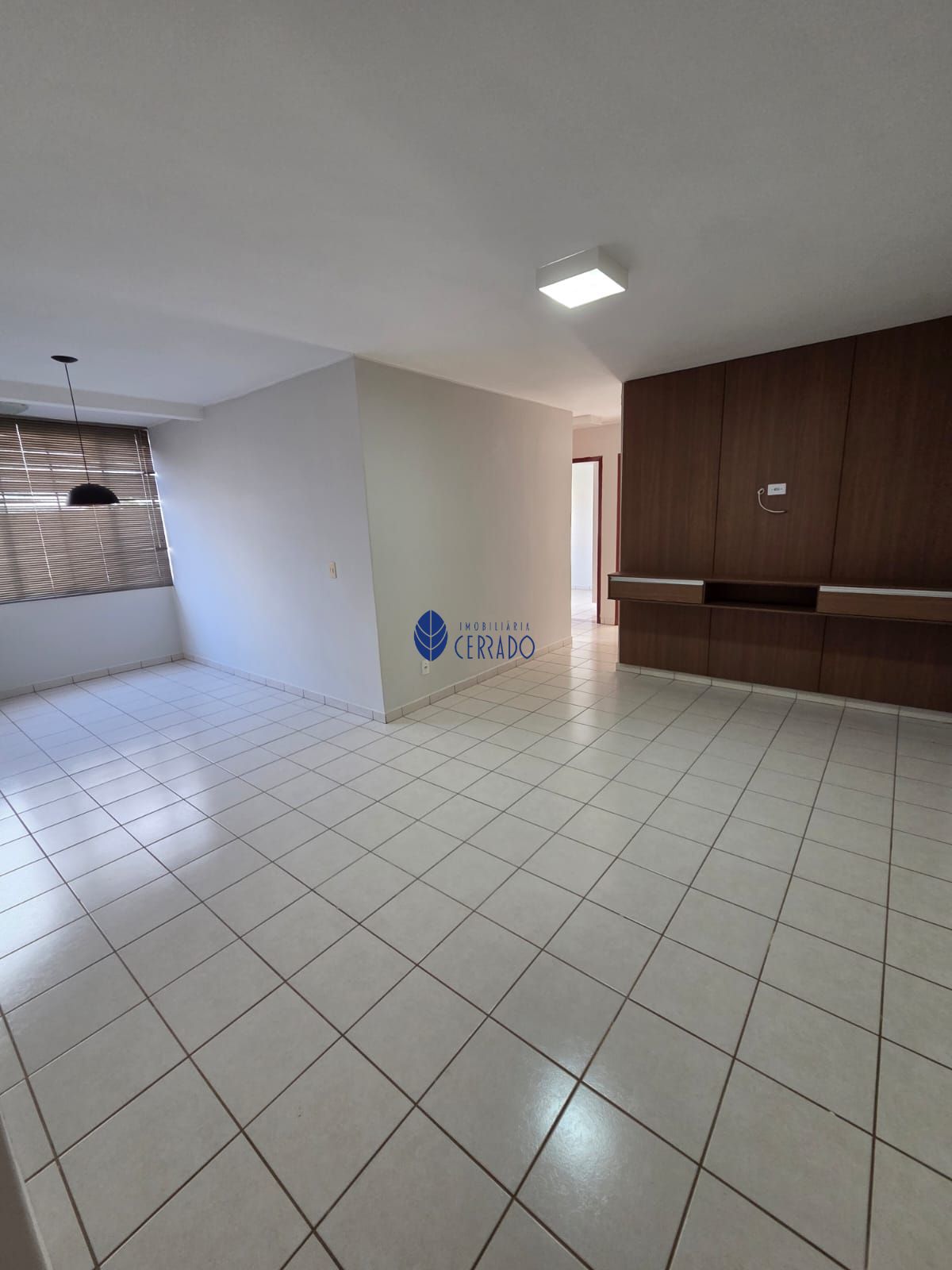 Apartamento para alugar com 3 quartos, 85m² - Foto 2