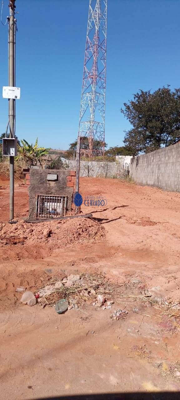 Lote/Terreno de 300m² no bairro Santos Dumont, em Anápolis | Eu Corretor