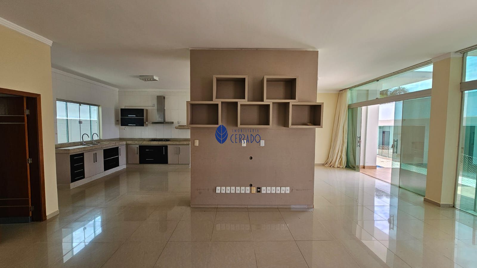 Casa para alugar com 3 quartos, 160m² - Foto 3