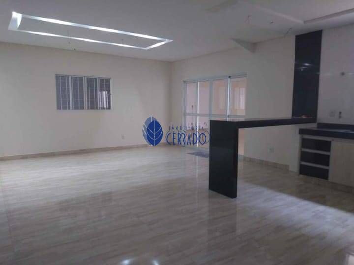 Casa de 5 quartos, 295m² no bairro Vila Santa Maria de Nazareth, em Anápolis | Eu Corretor