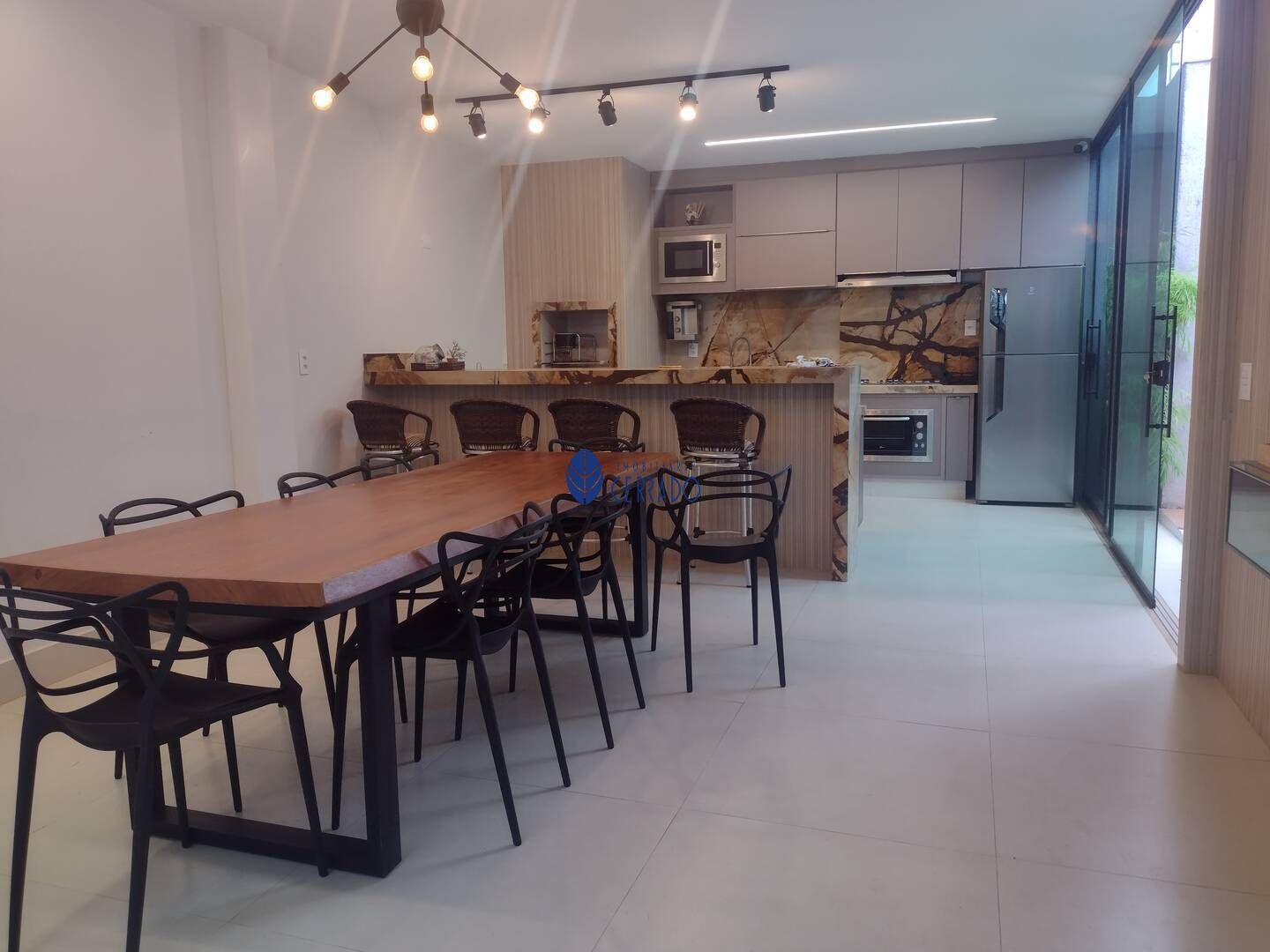 Sobrado de 3 quartos, 314m² no bairro Anápolis City, em Anápolis | Eu Corretor