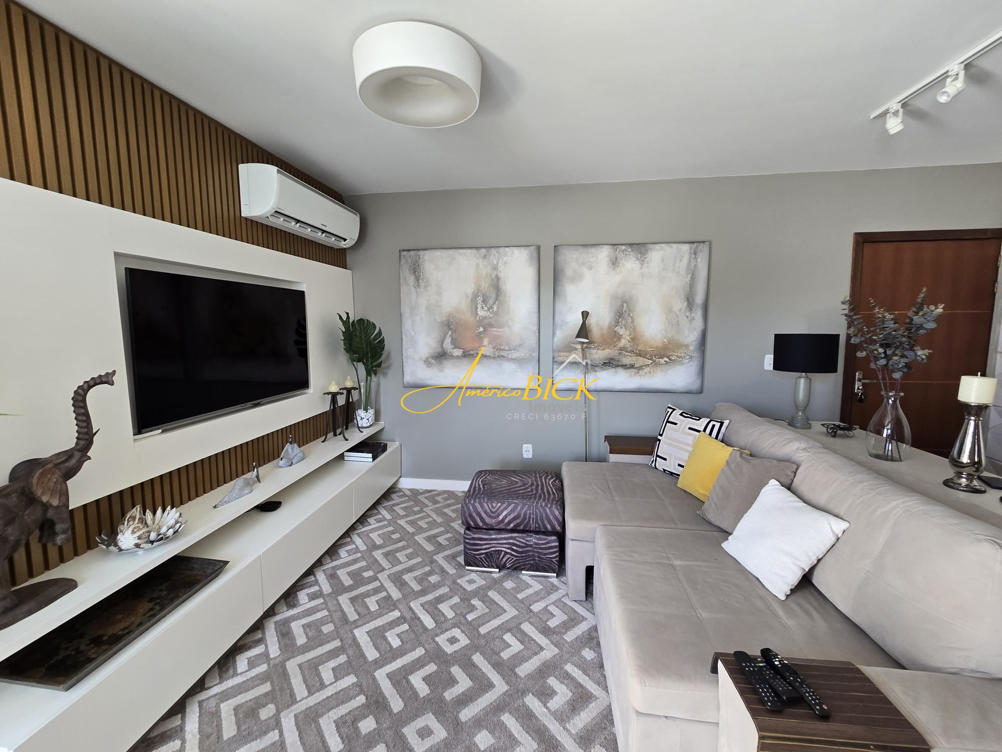 Cobertura à venda com 2 quartos, 148m² - Foto 2