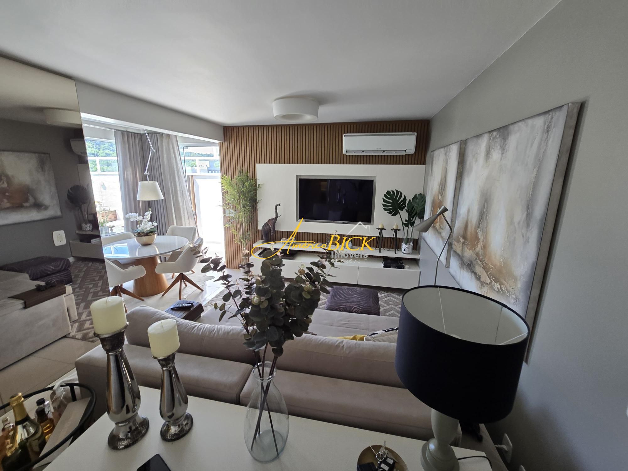 Cobertura à venda com 2 quartos, 148m² - Foto 4