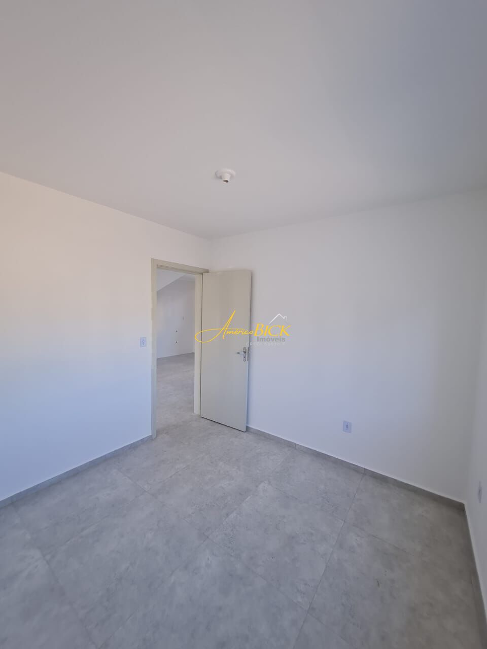 Apartamento à venda com 2 quartos, 62m² - Foto 7