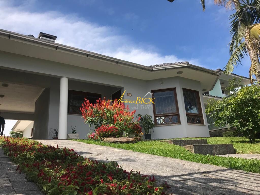 Casa à venda com 3 quartos, 173m² - Foto 3