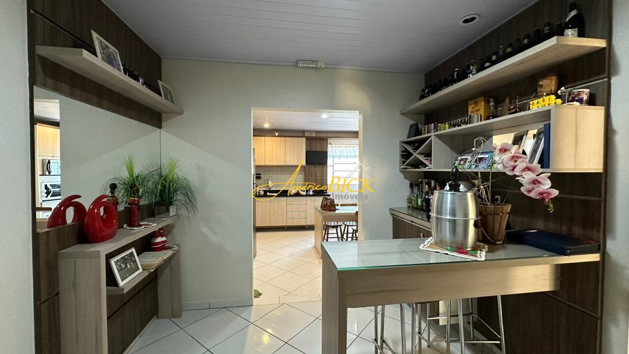 Casa à venda com 3 quartos, 108m² - Foto 4