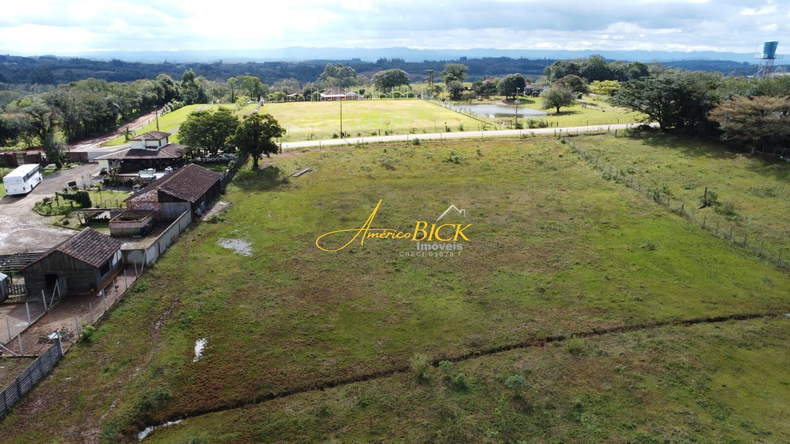Fazenda à venda, 3000m² - Foto 1