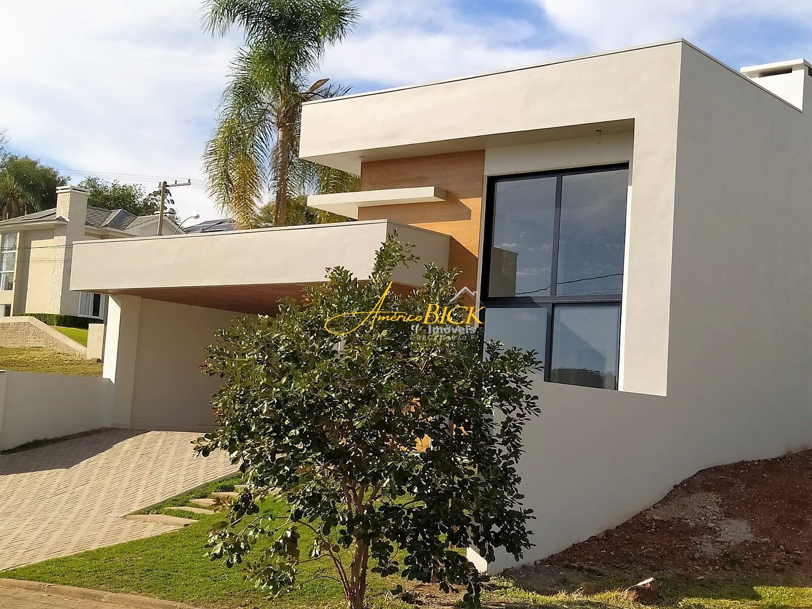 Casa, 3 quartos, 201 m² - Foto 2