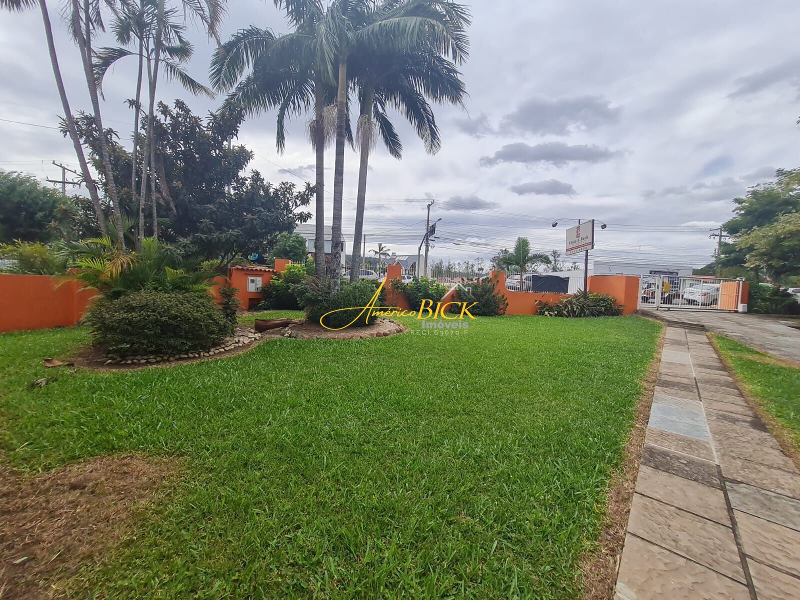 Casa de 2318m² no bairro Independência, em Santa Cruz do Sul | Eu Corretor