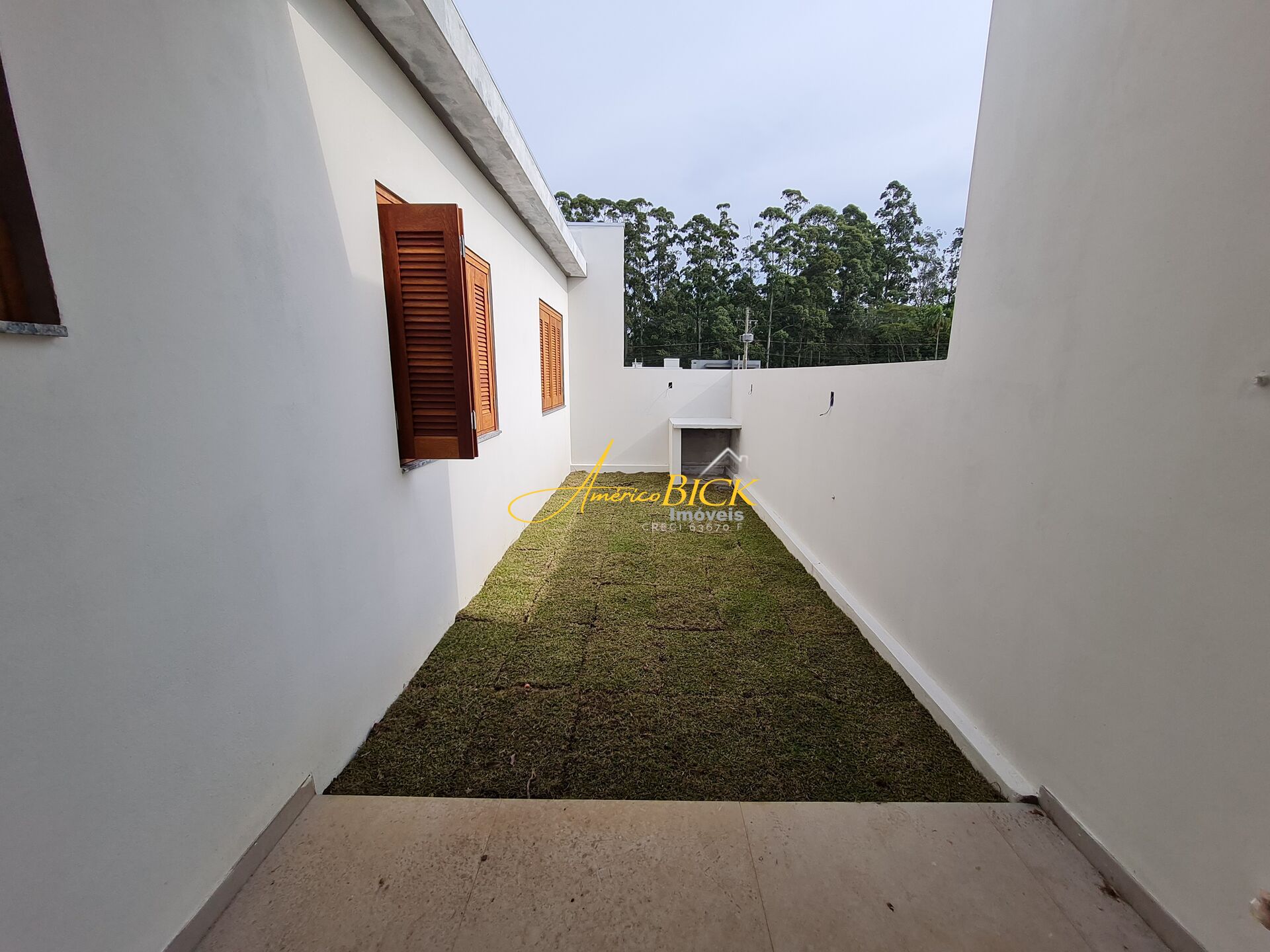 img62167632