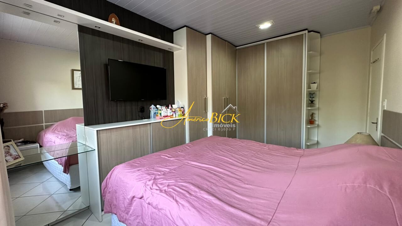 Casa à venda com 3 quartos, 108m² - Foto 10