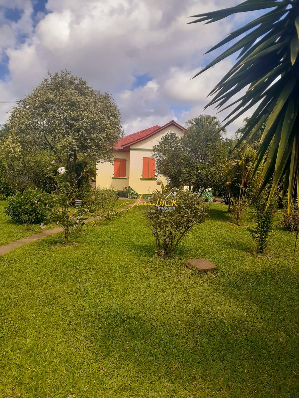 Fazenda à venda com 2 quartos, 167m² - Foto 1