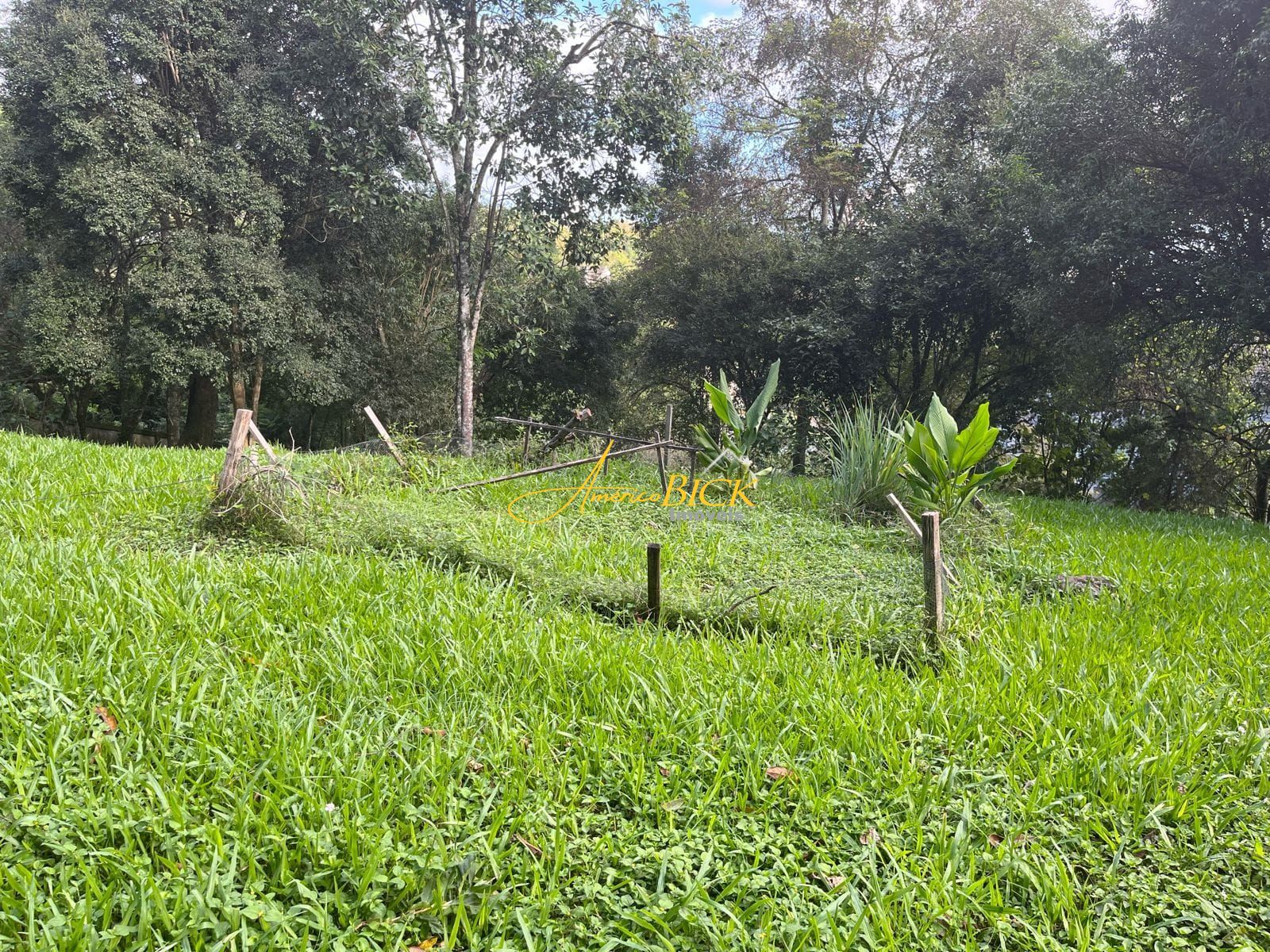 Terreno/Lote à venda  no Santo Inácio - Santa Cruz do Sul, RS. Imóveis