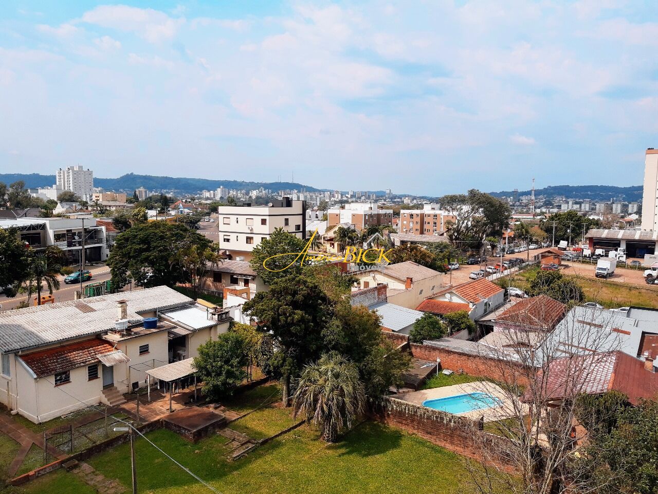 Apartamento à venda com 2 quartos, 65m² - Foto 9
