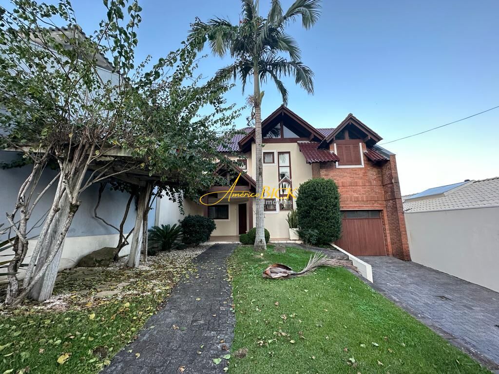 Casa à venda  no Santo Inácio - Santa Cruz do Sul, RS. Imóveis