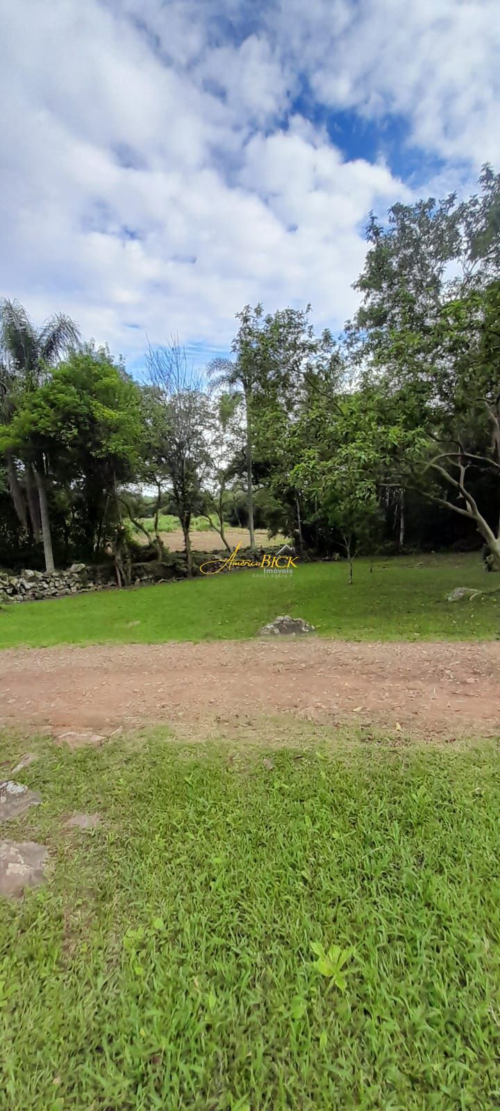 img64485737