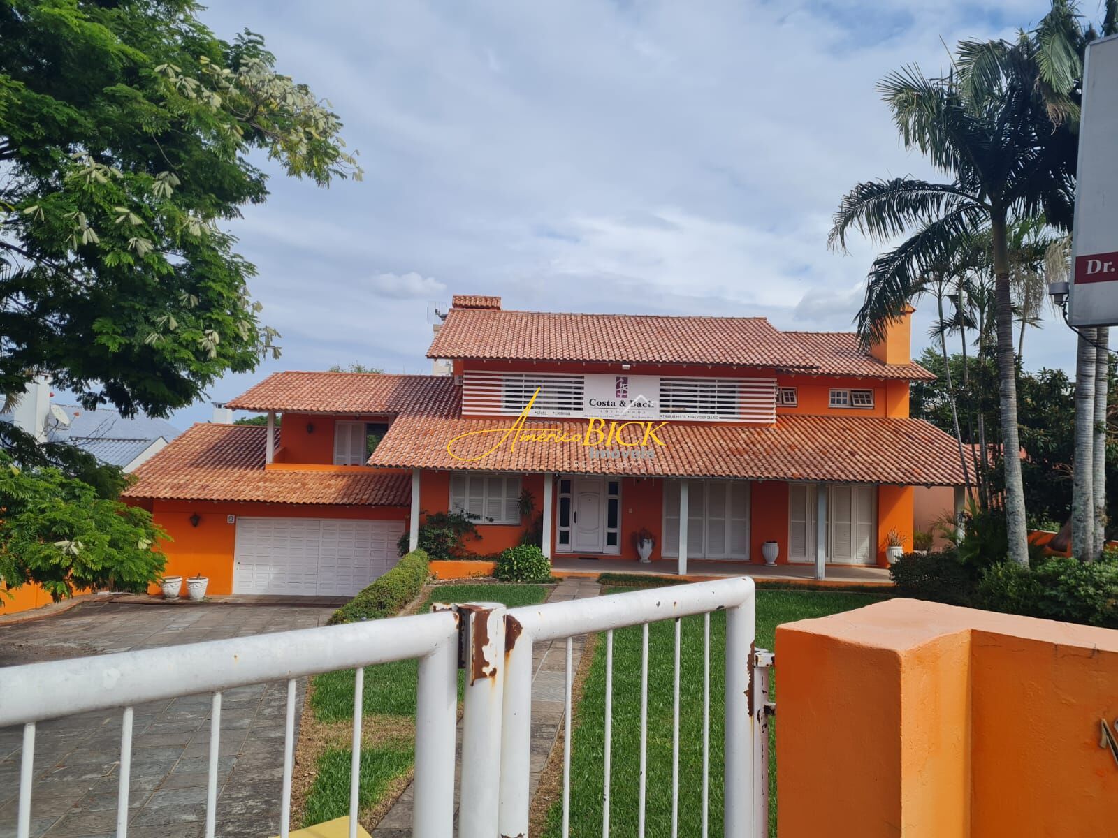 Casa de 2318m² no bairro Independência, em Santa Cruz do Sul | Eu Corretor