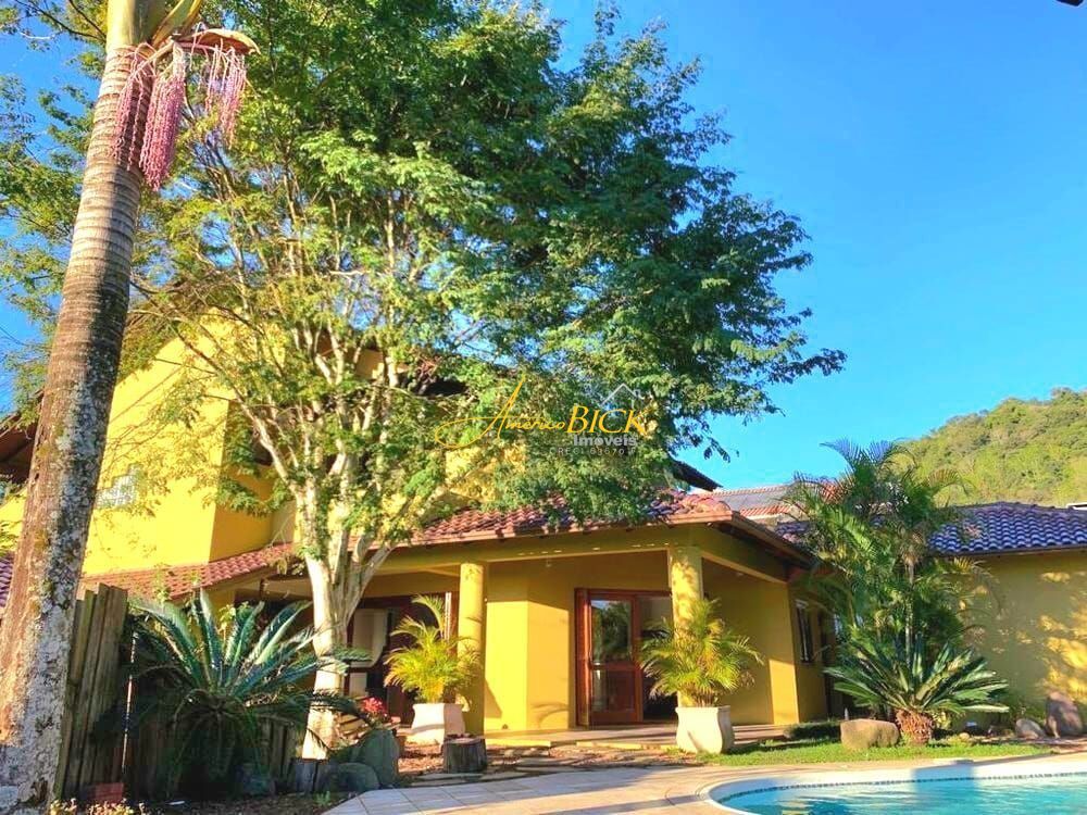 Casa para alugar com 3 quartos, 350m² - Foto 2