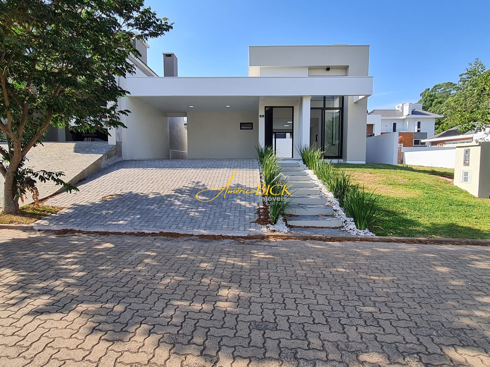 Casa à venda  no Country - Santa Cruz do Sul, RS. Imóveis