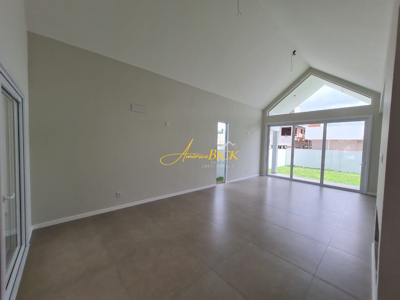 Casa de 3 quartos, 168m² no bairro Country, em Santa Cruz do Sul | Eu Corretor