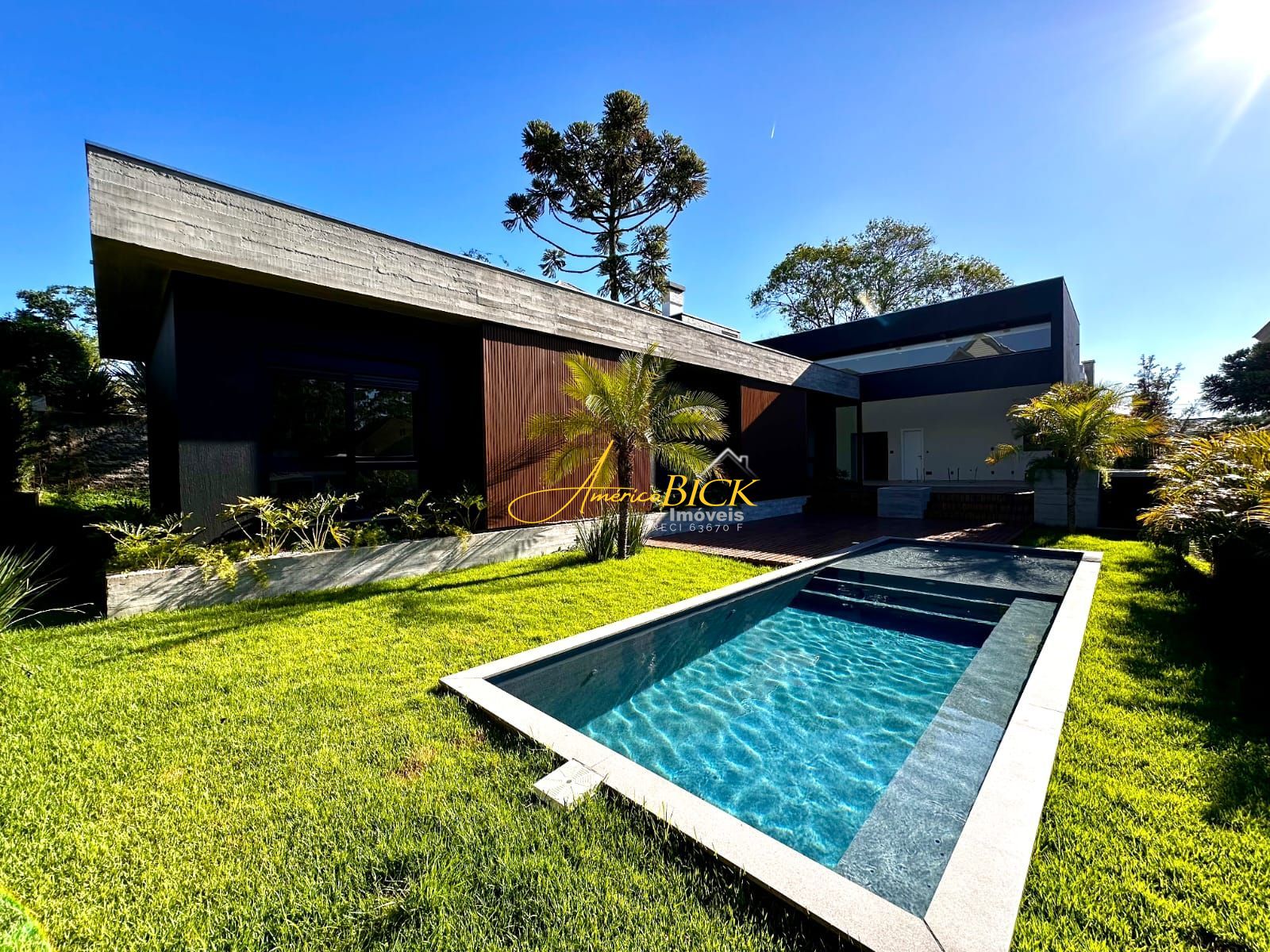 Casa à venda  no Country - Santa Cruz do Sul, RS. Imóveis
