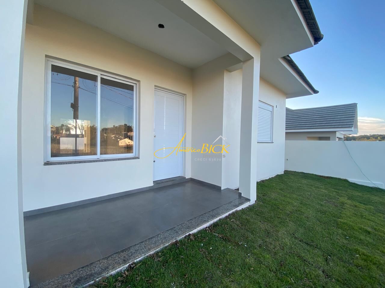 Casa à venda com 3 quartos, 110m² - Foto 4