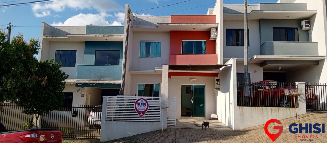 Sobrado à venda no Sadia