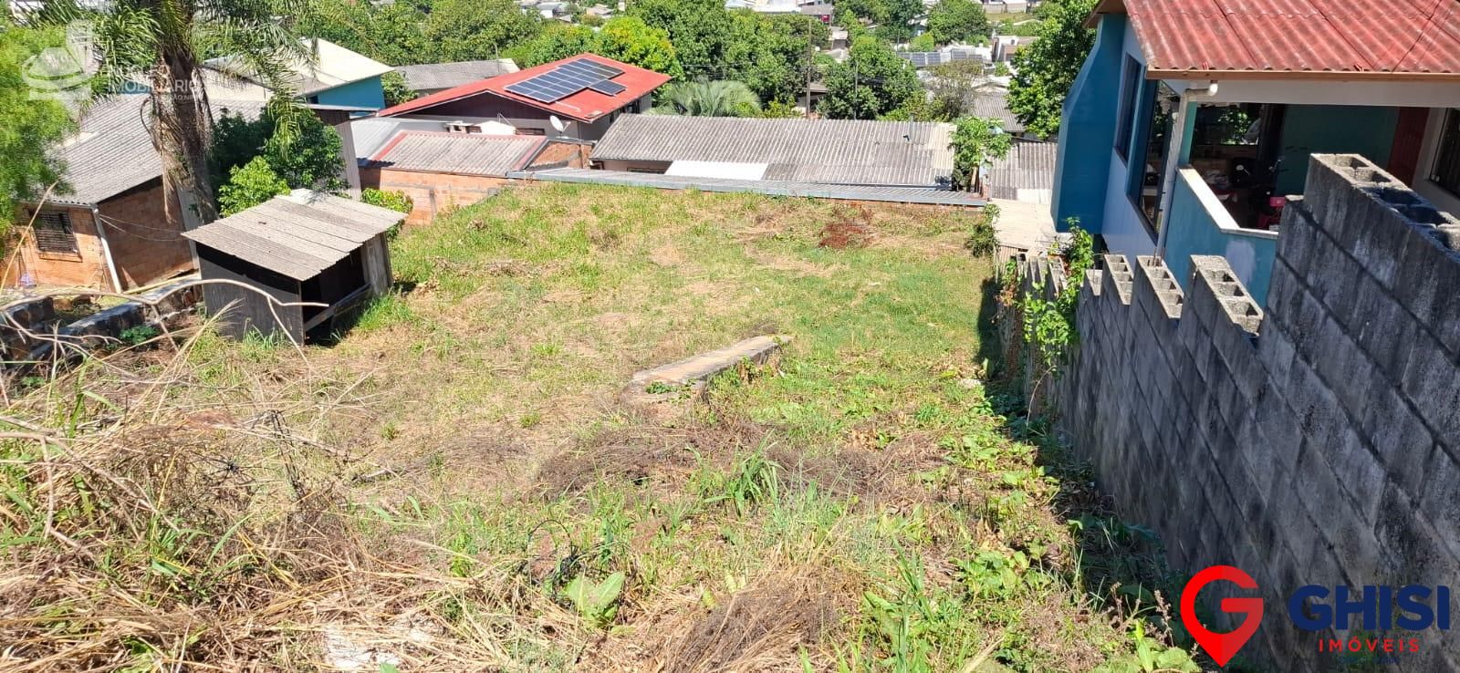Terreno de 403,50m , localizado no Bairro Cristo Rei.