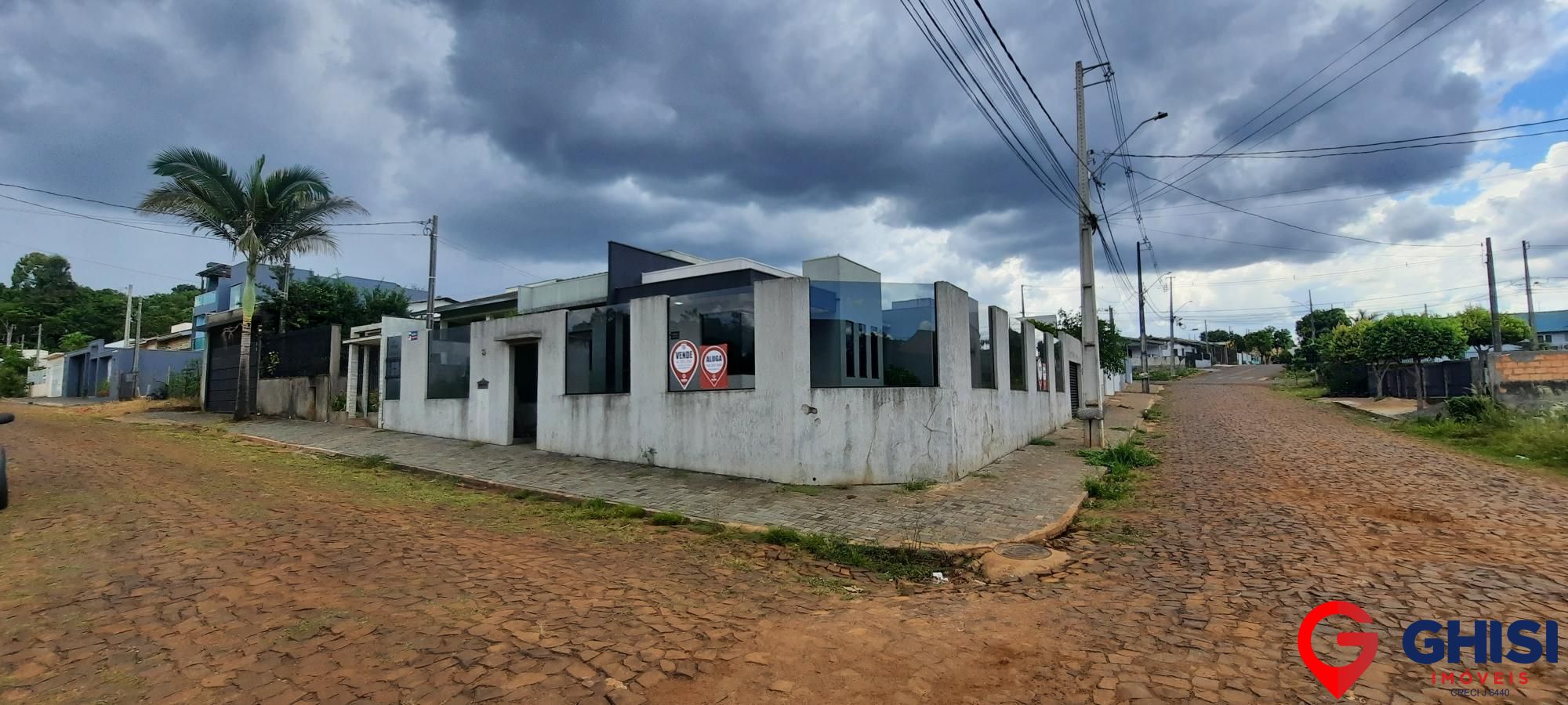 Casa para locação e venda no Padre Ulrico