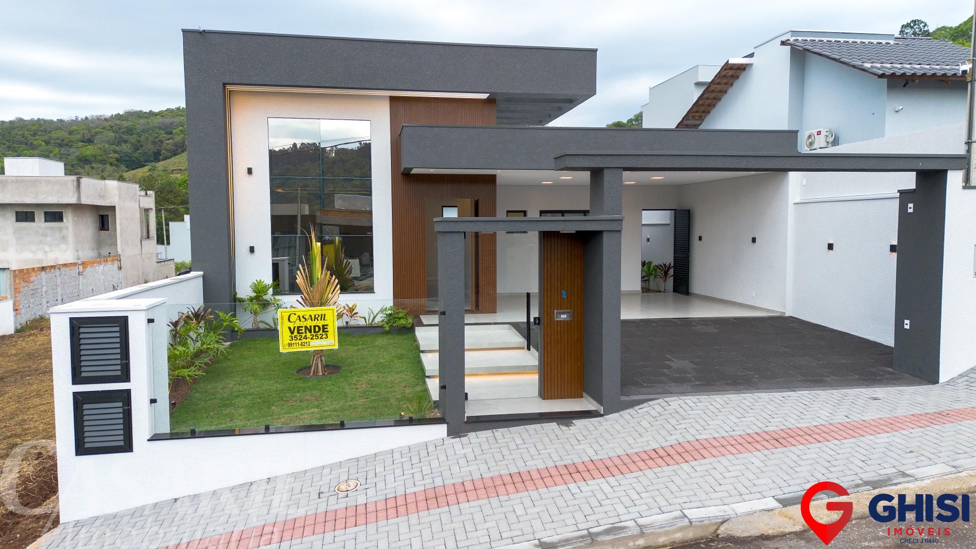 Casa nova de alto padrão à venda, bairro JARDIM SEMINÁRIO, FRANCISCO BELTRÃO - PR