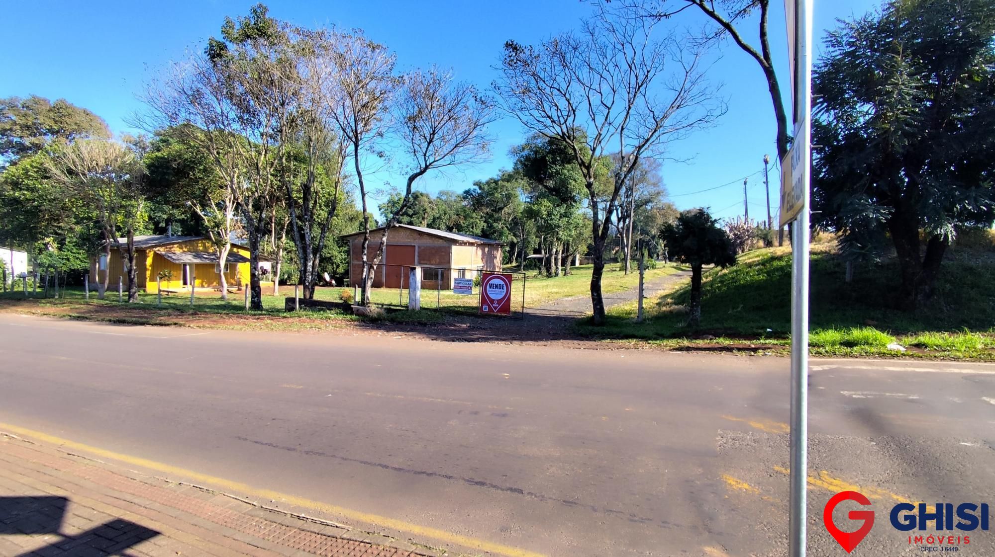 Terreno à venda no Luther King