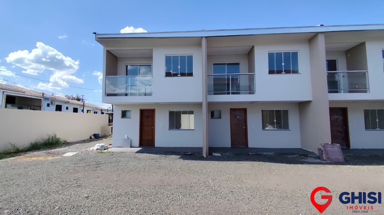 Sobrado à venda no Jardim Floresta