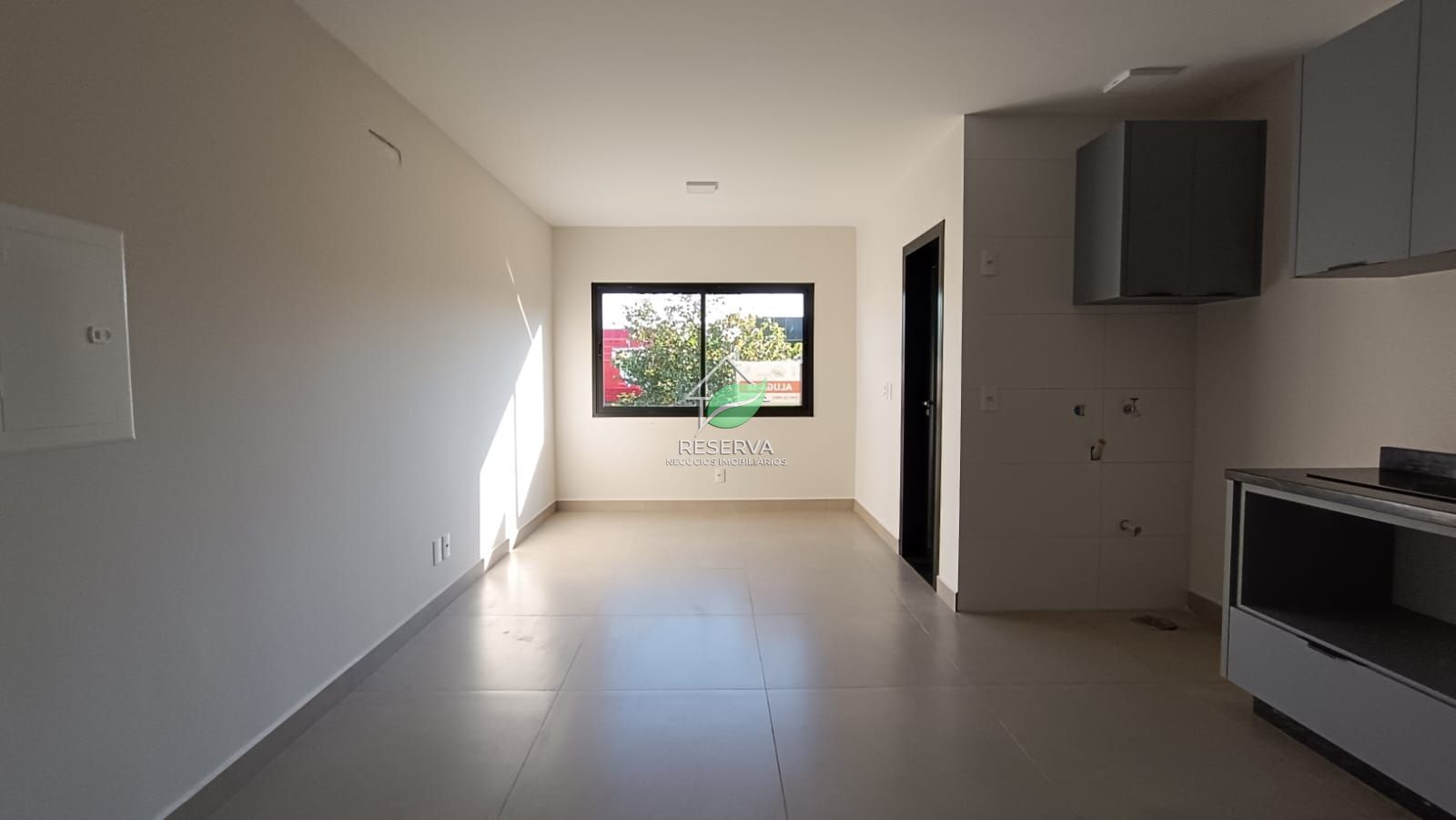 STUDIO PARA LOCAÇÃO — AV. CARLOS GOMES