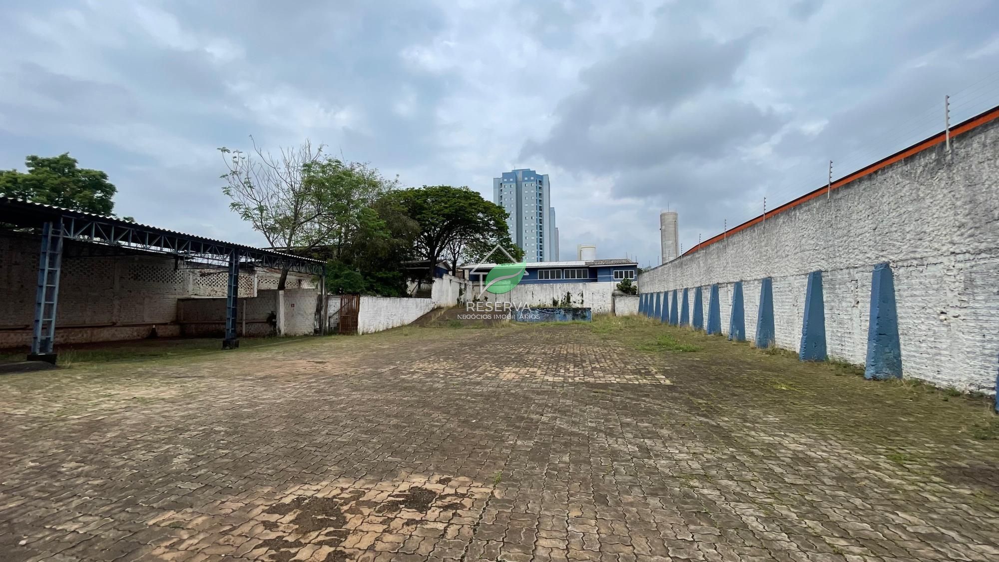 Área Comercial à Venda e para Locação – Margens da BR-277.