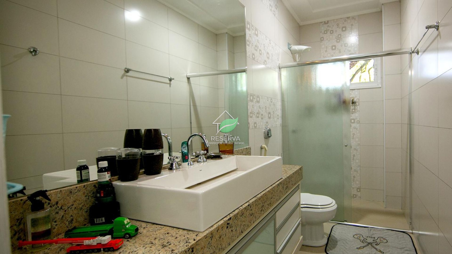 Apartamento de Alto Padrão na Av. Pedro Basso
