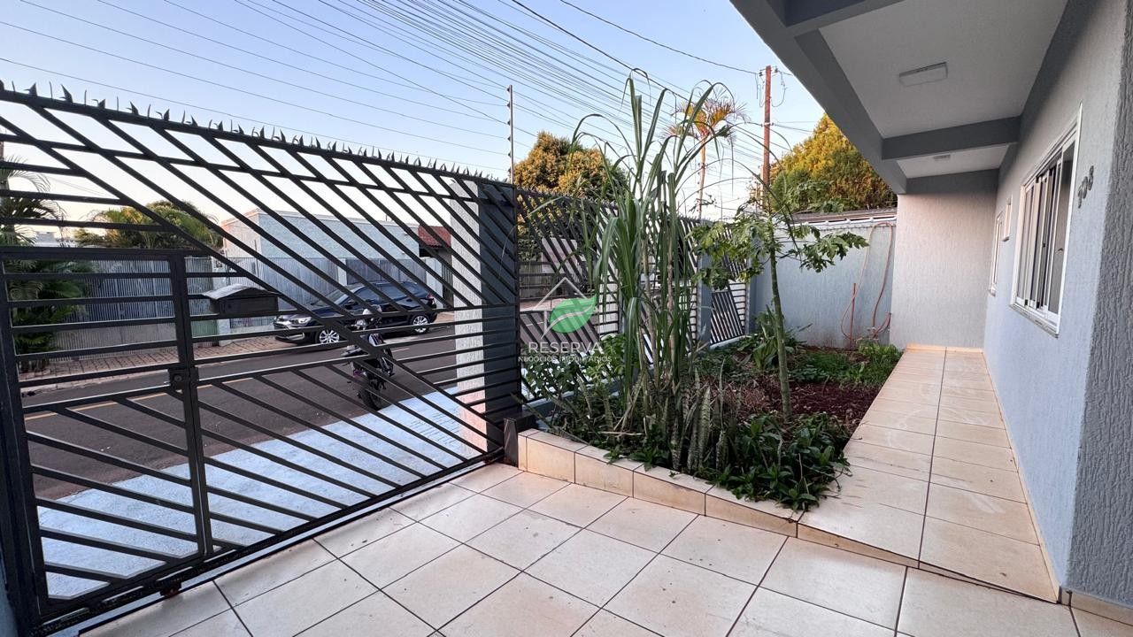 Sobrado amplo e completo no Jardim Lancaster I – R$ 900.000,00